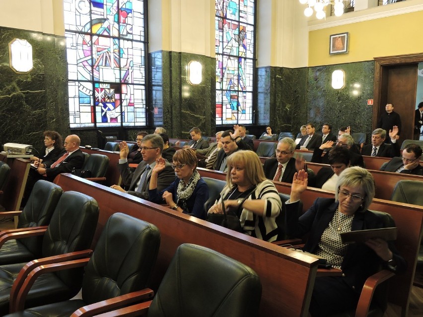 Radni w Chorzowie: podczas ostatniej sesji radni dyskutowali...