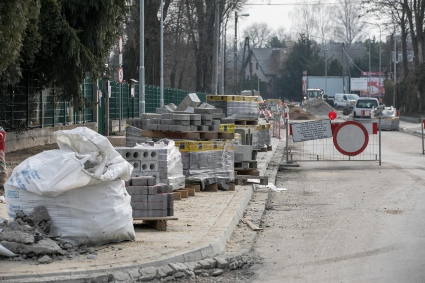 Kraków. Remonty dróg w mieście. Ulica Wrony i wiele innych