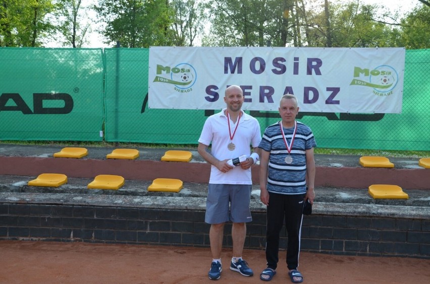 39 tenisistów walczyło o Puchar Dyrektora MOSiR  Sieradz