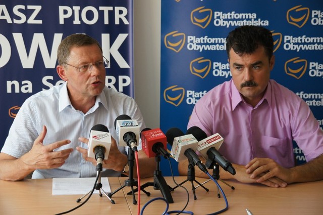 Poseł Tomasz Nowak i Wiesław Steinke z konińskiej PO pochwalili się miejskimi inwestycjami