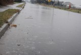 Lód na drogach w powiecie kościańskim - jest bardzo niebezpiecznie [ZDJĘCIA] 