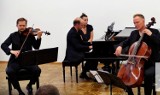 Koncert Boarte Piano Trio w Złoczewie. Zespół wystąpił we wnętrzach złoczewskiego pałacu ZDJĘCIA
