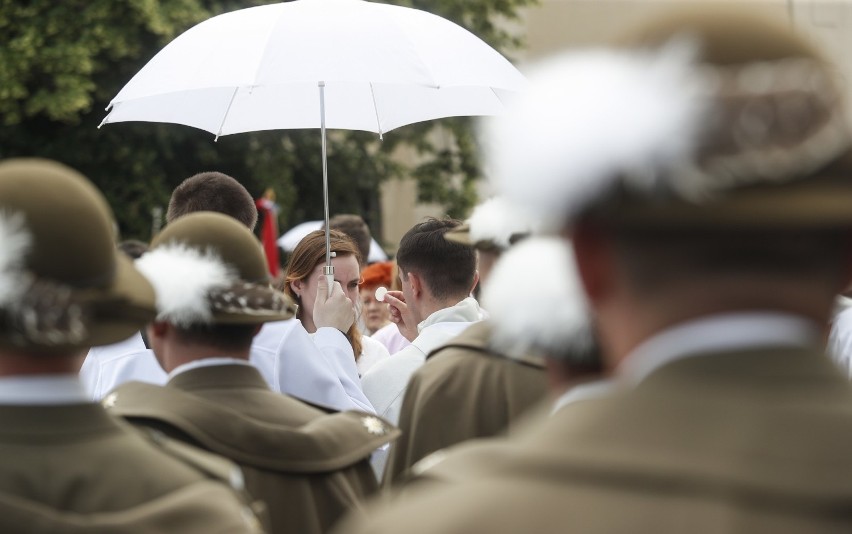 Procesja Bożego Ciała ulicami Rzeszowa.