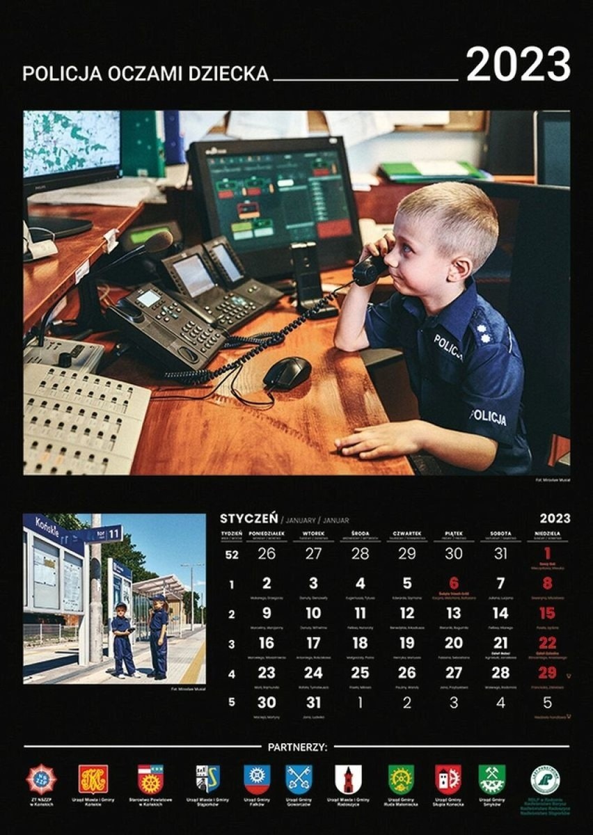 Jest kalendarz koneckiej policji na rok 2023. Zobacz na zdjęciach jak wygląda
