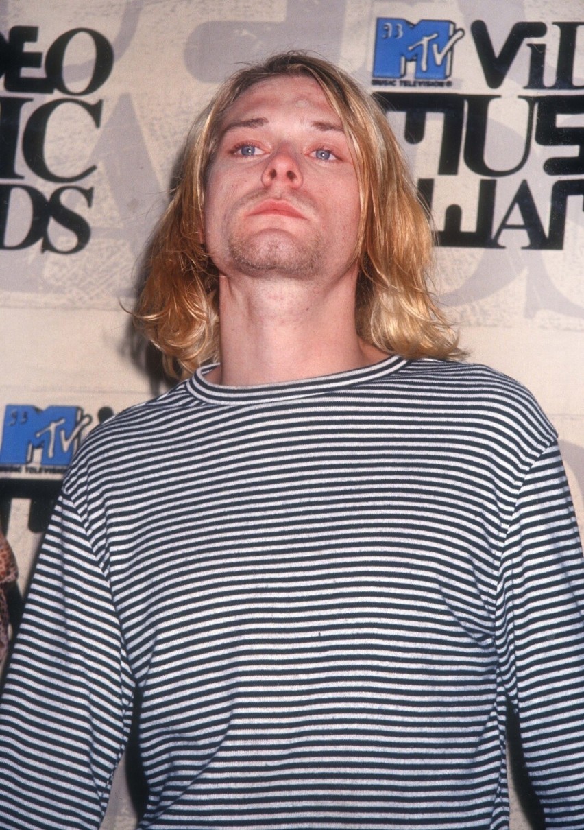 Przez lata Cobain otwarcie mówił i pisał w swoim dzienniku o...