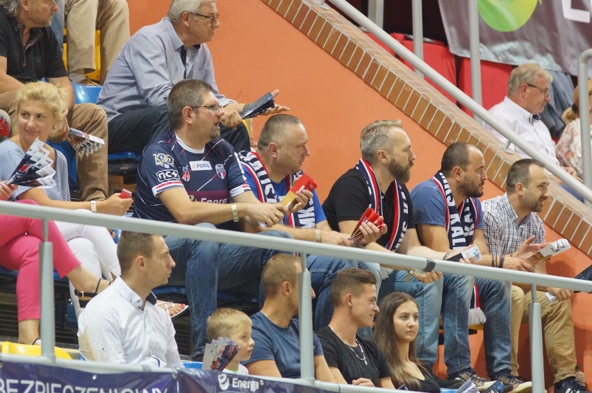 Kibice podczas meczu Energa MKS Kalisz - Stal Mielec