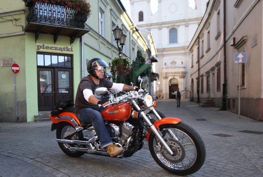 Zakończenie sezonu motocyklowego w Piotrkowie - archiwalne zdjęcia