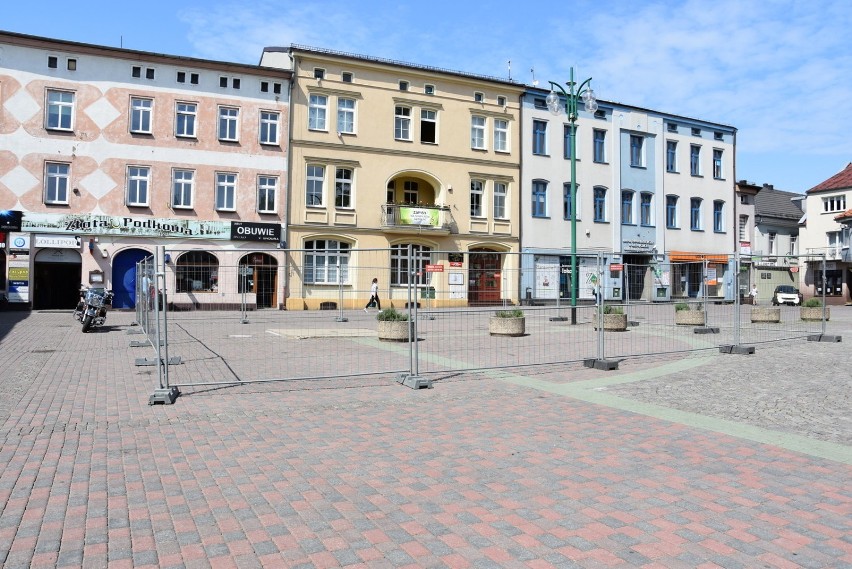 Na Placu Konrada Mańki powstanie długo wyczekiwana fontanna. Ma być gotowa na lipcowe uroczystości [ZDJĘCIA]