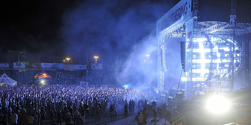 Global Gathering: Ponad sześćdziesięciu DJ-ów zagrało na stadionie GKS Wybrzeże