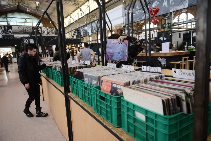 Book Vintage Vinyl Fest. Hala Gwardii pełna skarbów...