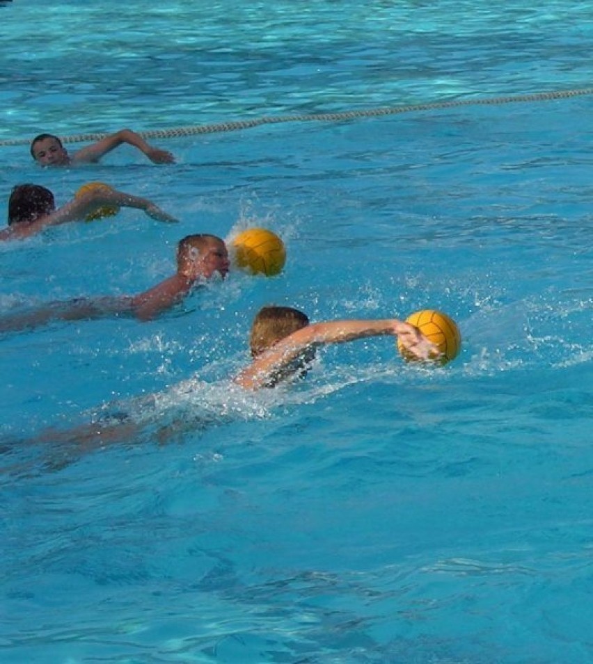 Trening - doskonalenie prowadzenia piłki w wodzieFot. Jacek...