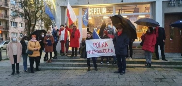 Kobiecy Słupsk uczcił 103. rocznicę nadania Polkom praw wyborczych