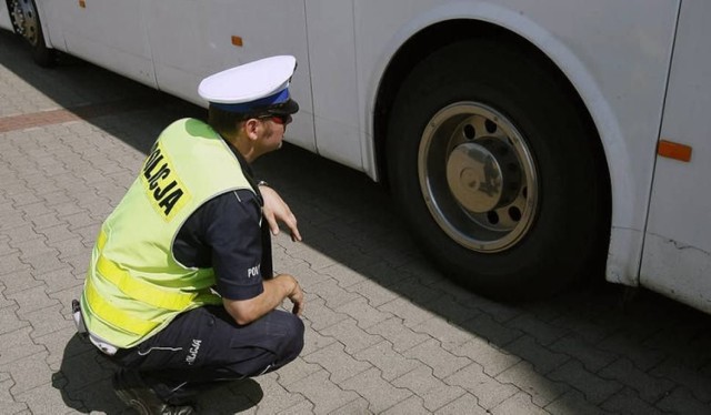 Policja będzie kontrolować autokary oraz ich kierowców