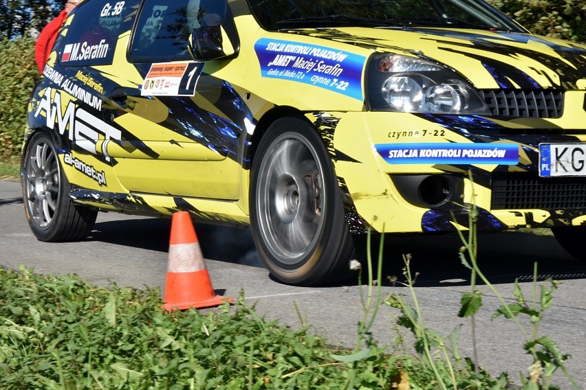 Libusza. Jesienny Super Sprint był  piątą rundą Mistrzostw Okręgu Rzeszowskiego. Na starcie stanęło ponad trzydzieści załóg