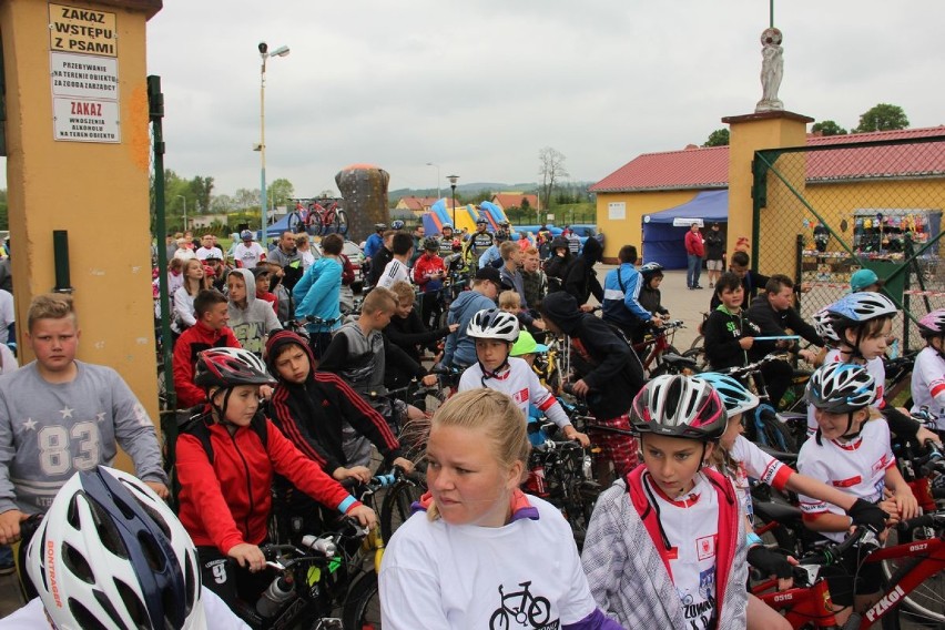 „Otwarcie sezonu rowerowego w Ścinawce Średniej i pokazach pożarniczych"