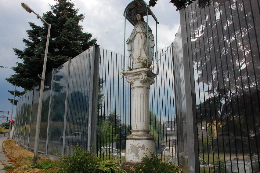 Rzeźba Matki Bożej Niepokalanej w Jaśle czeka na renowację