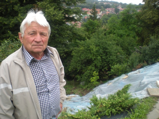 Pan Henryk jest zirytowany bezczynnością powiatowego inspektora nadzoru budowlanego w Bochni, który od prawie dwóch lat nie wydał w  jego sprawie żadnej decyzji