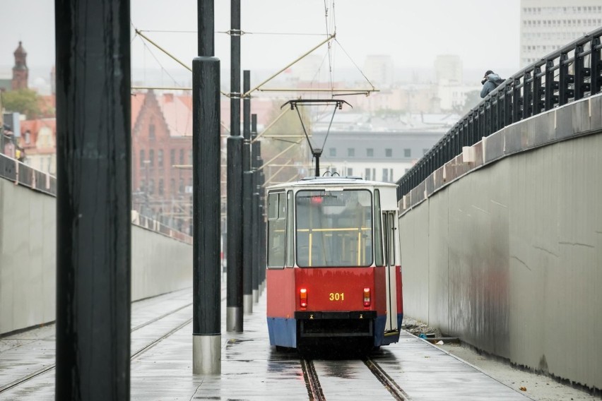 Pierwszy historyczny przejazd próbny tramwajów ul. Kujawską...