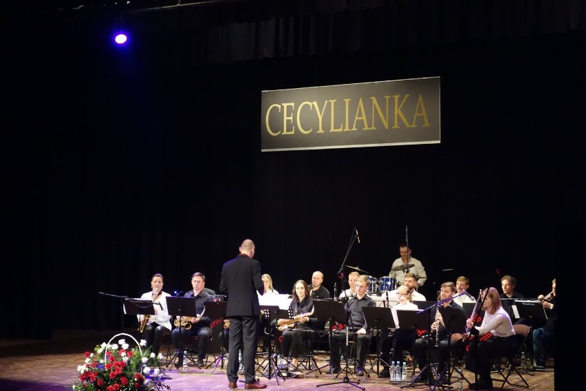 Za nami koncert inauguracyjny Opoczyńskiej Miejskiej Orkiestry Dętej [ZDJĘCIA]