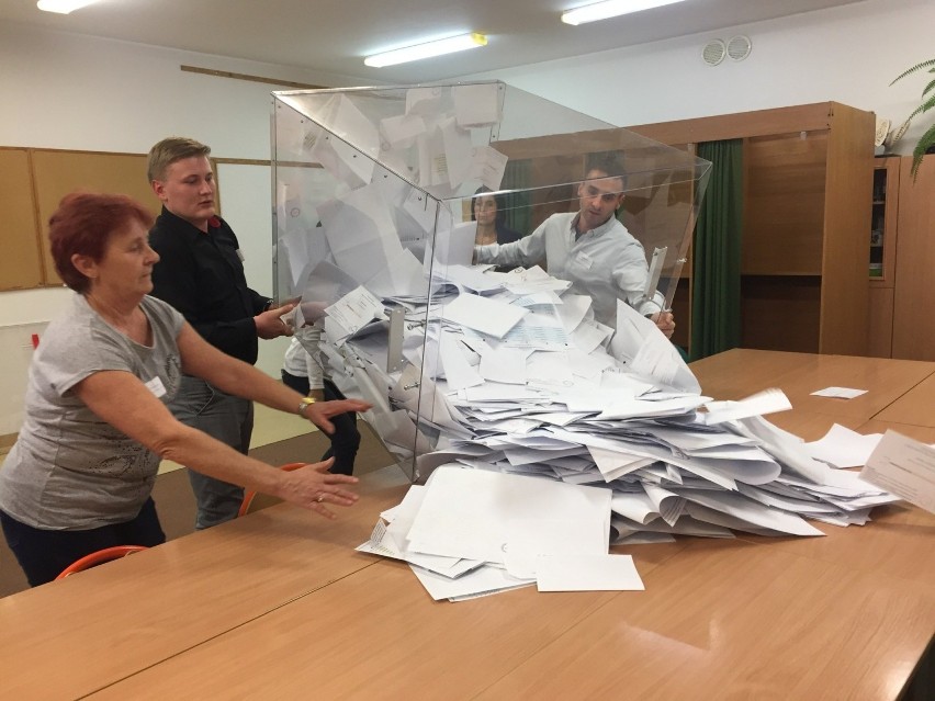 Tak było podczas wyborów samorządowych 2018 w Oleśnie.