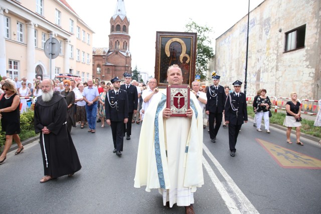 23 lipca w niedzielę do parafii pw. św. Marii Magdaleny w Koninie dotarła kopia obrazu Matki Bożej Jasnogórskiej. To wielkie wydarzenie, na które wierni przygotowywali się od dawna. Do kościoła przybyły setki osób, aby powitać Królową Polski.