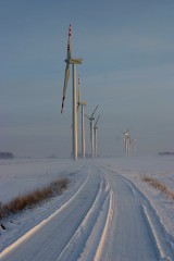 Farma wiatrowa koło Bystrej ruszy na przełomie I i II kwartału