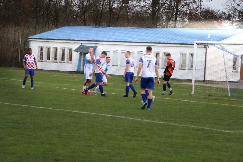 Zdrój Ciechocinek - Aleksandrów Kujawski 0:2. Derby powiatu...