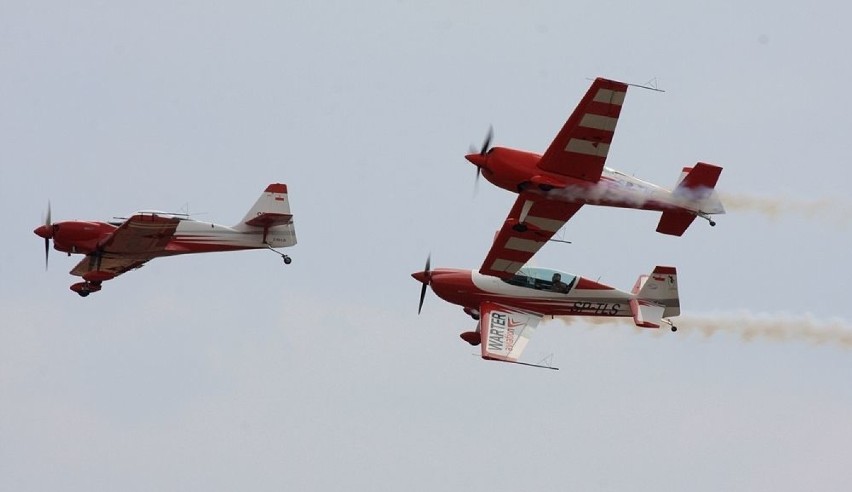 Samoloty akrobacyjne Extra 330LC. Fot. Tomasz Hens