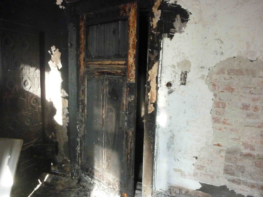Po pożarze w kamienicy na Grunwaldzkiej w Malborku: wielodzietna rodzina prosi o pomoc