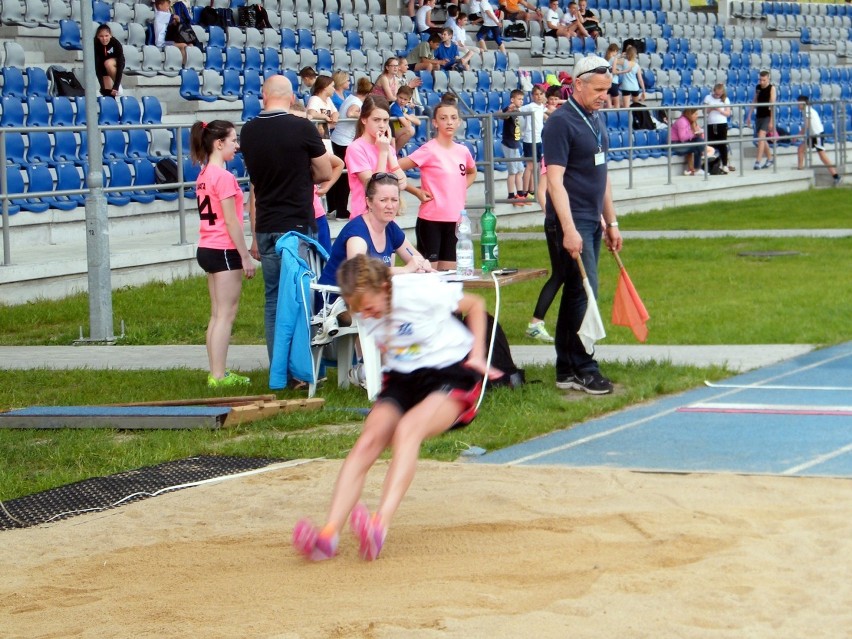 Pilskie Czwartki Lekkoatletyczne: w meetingu kwalifikacyjnym wyłoniono najlepszych. Zobacz zdjęcia