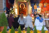 Gmina Gizałki. Obraz Matki Bożej nawiedzi parafię w Szymanowicach. Wierni przygotowują się do uroczystości