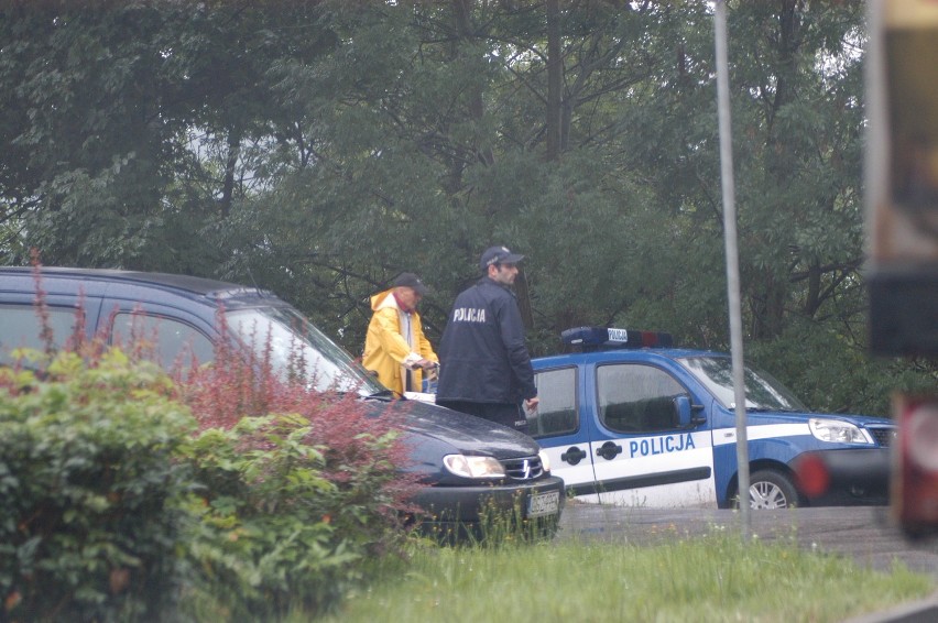 Bomba na ul. Lipowej? Policja zablokowała ulice, które mogły być w polu rażenia ładunku wybuchowego