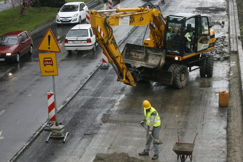 Kolejne drogi w powiecie obornickim doczekają się remontu. Duże dofinansowanie dla powiatu na budowę dróg w Wymysłowie oraz Jaraczu