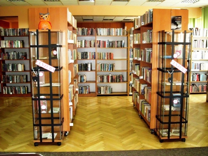 Zakazane książki w łęczyckiej bibliotece