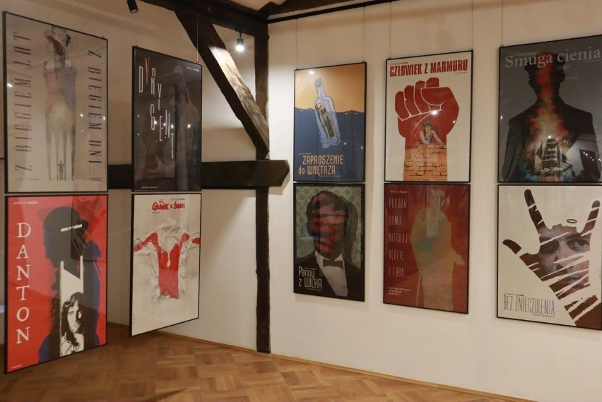 Pągowski i Wajda, nowa wystawa plakatów w Muzeum Kinematografii w Łodzi, uroczyste otwarcie z udziałem słynnego grafika