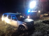 Wypadek w Łętowie w gminie Choczewo. Samochód osobowy uderzył w drzewo [zdjęcia]