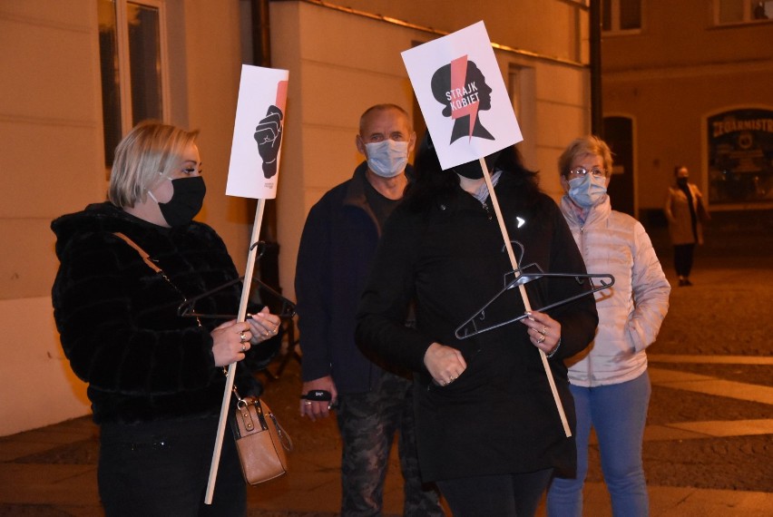 Kolejny protest w Oleśnicy po wyroku Trybunału Konstytucyjnego w sprawie aborcji 