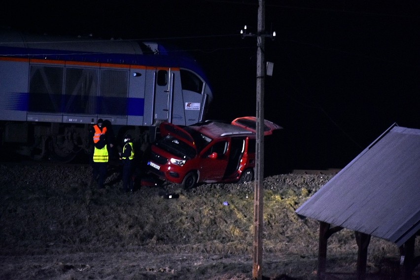 Wypadek na niestrzeżonym przejeździe kolejowym w Bieczu....