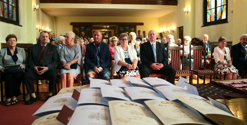 Trzynaście par małżeńskich uhonorowano w USC w Grudziądzu [zdjęcia]