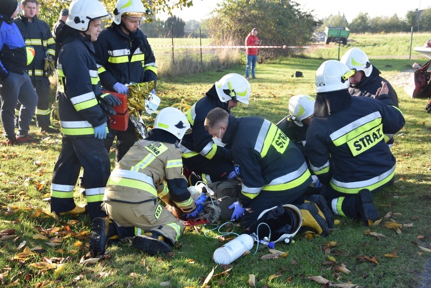  14 jednostek OSP w akcji. Wielkie manewry strażackie na pożegnanie druha 