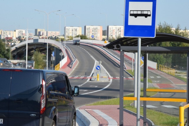 Autobusy miejskie na nowym odcinku ulicy Olszewskiego pojawią się w drugiej połowie października.