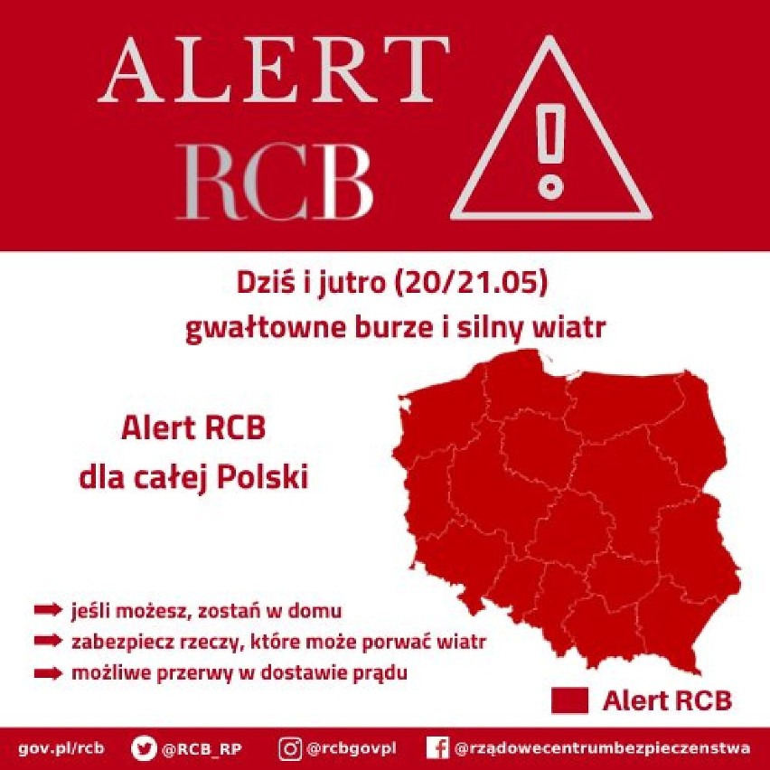 Burze z gradem w woj. śląskim -  ostrzeżenie 2 stopnia! Wiatr w porywach do 100 km/h [20.05.2022]