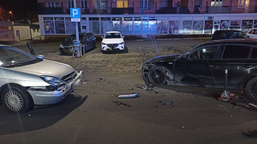 Kalisz: Zderzenie aut pod... Lidlem na Górnośląskiej