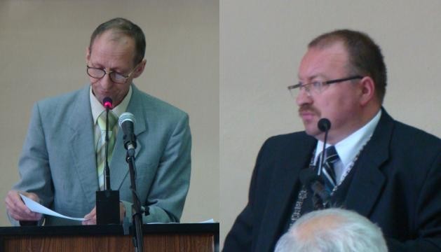 Radni Wacław Chudzikiewicz (z lewej) i Janusz Ciołczyk (z prawej)