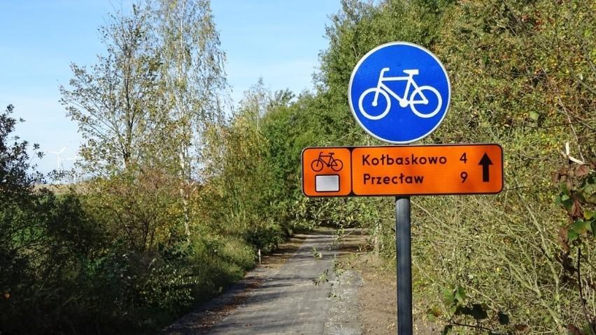 Kołbaskowo. Cykliści mają nową ścieżkę rowerową  [ZDJĘCIA]