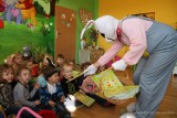 Wielkanocny zając odwiedził przedszkole im. Jana Brzechwy w Pucku | ZDJĘCIA