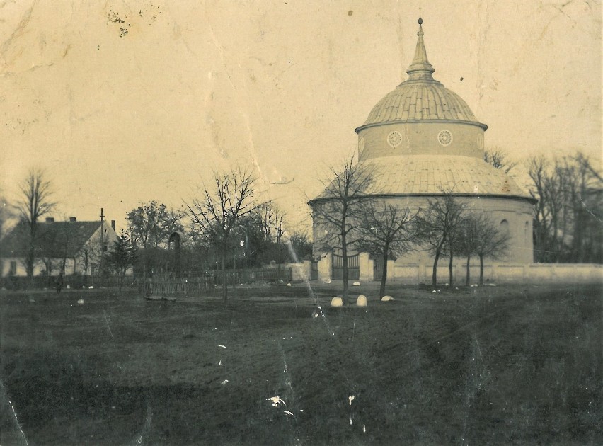 Kościół w Parkowie w l. 1930-36