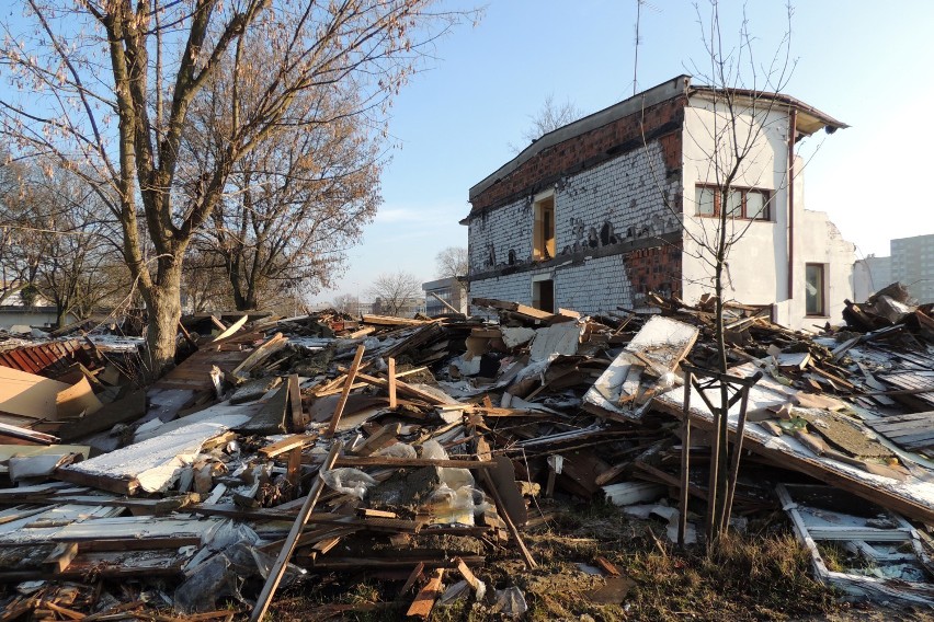 Rozbiórka budynków przy ulicy Gagarina została wstrzymana po...