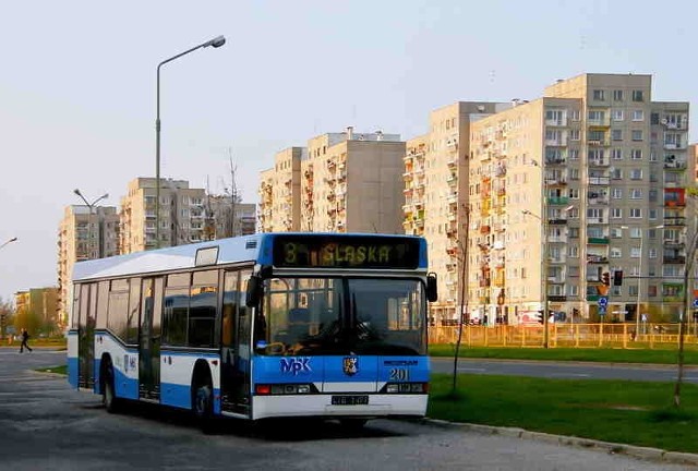 Źródło: http://commons.wikimedia.org/wiki/File:Autobus_legnica.jpg?uselang=pl