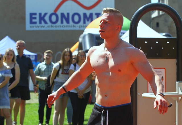 Otwarcie Strefy Rekreacji Street Workout Park „Wyzwolenie” przy Ekonomiku w Piotrkowie